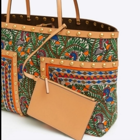 Tory Burch Block T Stud Printed Tote with Pouch - Picture 8 of 8